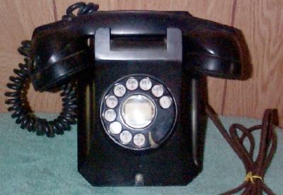 STROMBERG CARLSON ANTIQUE WALL PHONE | COLLECTORS WEEKLY